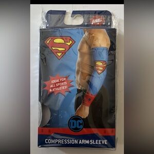 Superman Compression Athletic Arm Sleeve Size Small Licensed DC Comics-New